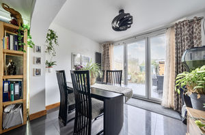 Photo 14- click for photo gallery